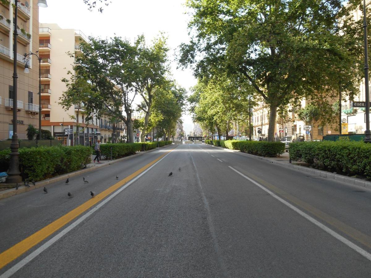 4You Palermo Exteriér fotografie
